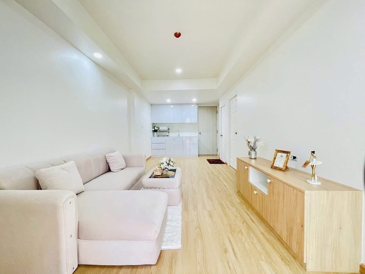 รูป The Mountain Condo for Sale Khao Talo Pattaya with Tenant - รูปที่ 2/12