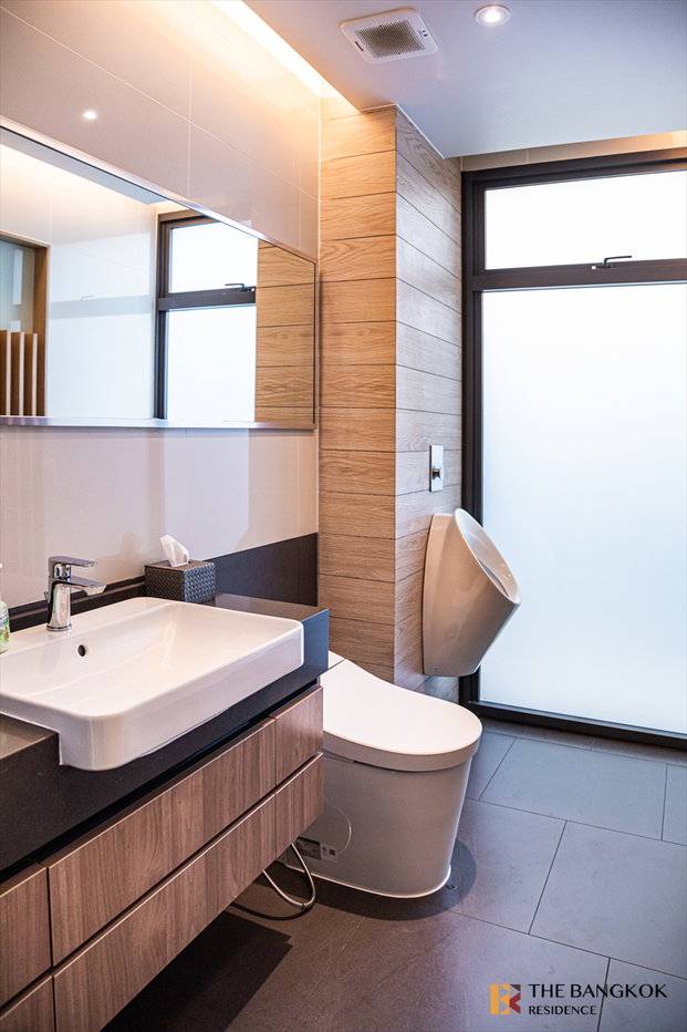 รูป 💎🏡ขายบ้านหรู Ultra Luxury ZENITH 5 Srinakarin พื้นที่กว้าง เพดานสูง โปร่ง ดีไซน์สวย เรียบหรู💎 - รูปที่ 16/22