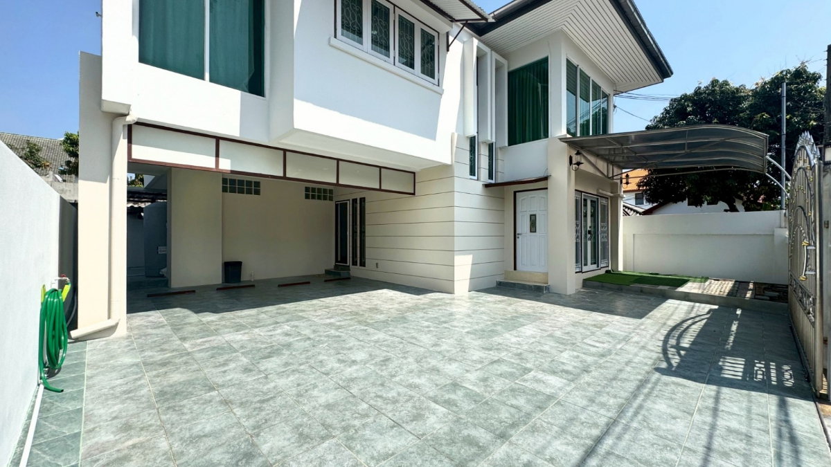 รูป NHEP101 ให้เช่า บ้านเดี่ยว หมู่บ้านเคหะนคร 3 พัฒนาการ-ศรีนครินทร์ 2ชั้น 54 ตร.ว  พื้นที่ใช้สอย 185 ตร.ม 4 นอน 3 น้ำ 55,000 บาท 064-959-8900 - รูปที่ 2/20