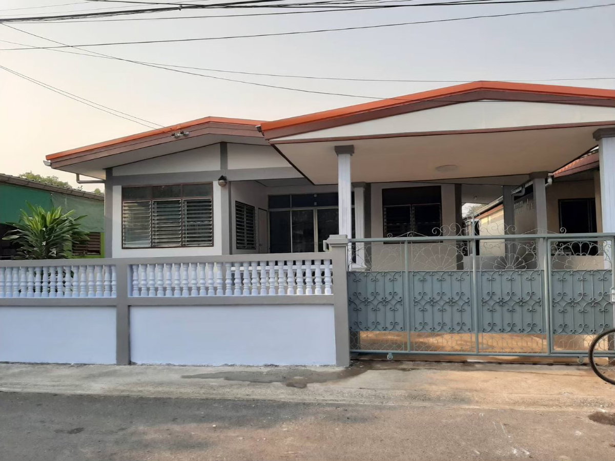 รูป บ้านเดี่ยว 4นอน ม. สุวธานี เสรีไทย ทำเลดี ใกล้ทางด่วน - รูปที่ 1/11