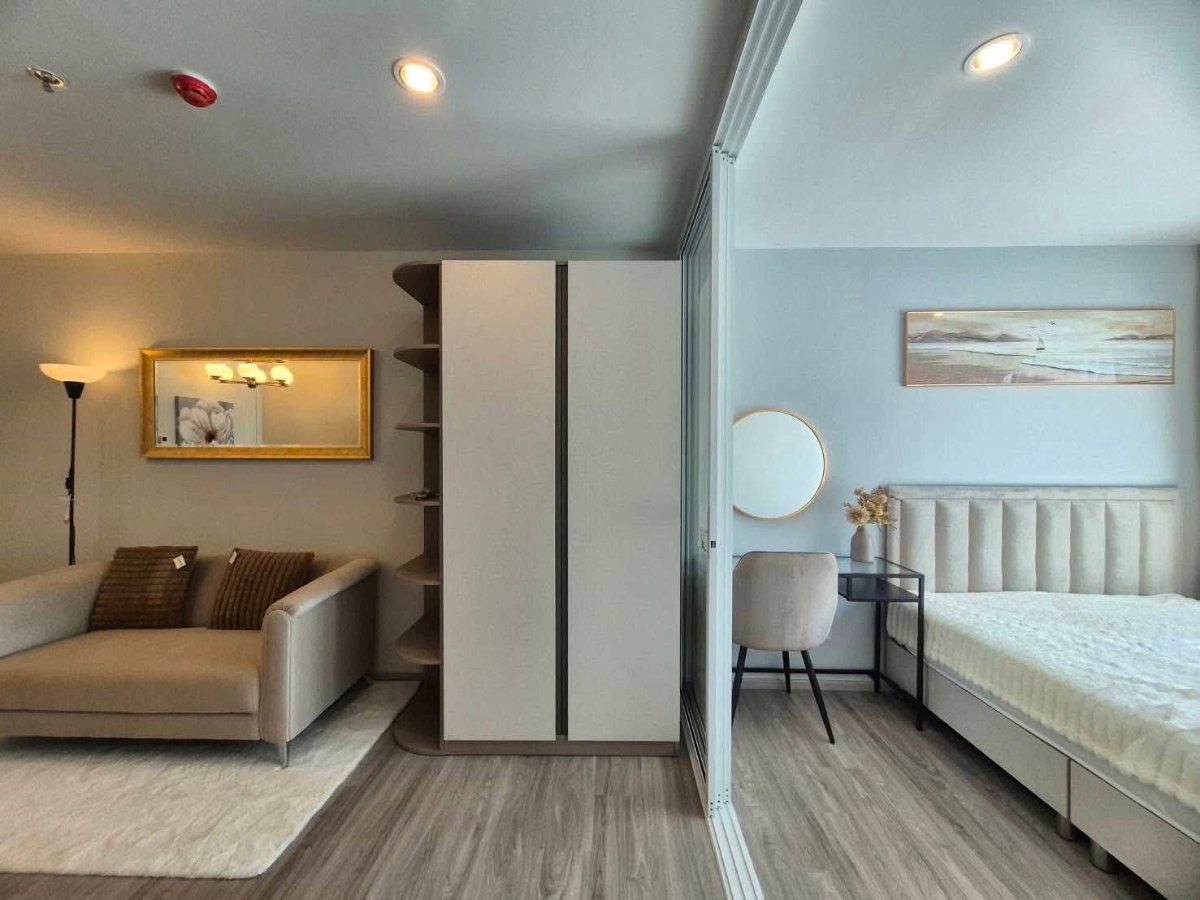 รูป 🔥 ปล่อยเช่าคอนโด Regent Home Bangna ใกล้ BTS บางนาเพียง 350 เมตร!🔥💰 ค่าเช่า:12,000 บาท / เดือน (สัญญา 1 ปี)  11,500 บาท / เดือน(สัญญา 2 ปีขึ้นไป) - รูปที่ 3/4