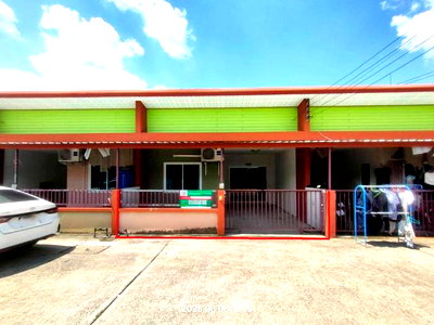 Townhouses for sale ปลวกแดง : TOWN HOUSE 19.5 Sq.w. Pluak Daeng Rayong for 1.4M