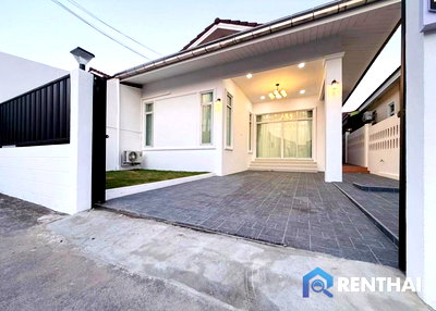 บ้านเดี่ยว ชลบุรี : สำหรับ ขาย บ้าน 2 ห้องนอน ที่ พัทยาตะวันออก