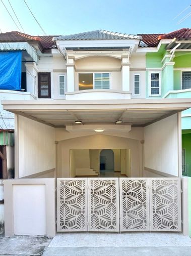 หมู่บ้านคณาทรัพย์ ต้นโครงการ รามอินทรา117 ซอยเจริญพัฒนา7 บางชัน คลองสามวา ใกล้รถไฟฟ้าสถานีบางชัน