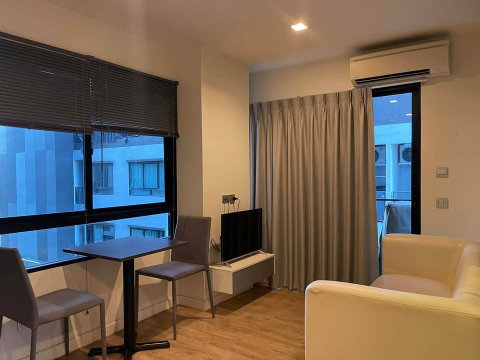  ให้ เช่าคอนไฮคอนโดมิเนียม รามอินทรา21 ห้องขนาด 45 ตรม. 2 นอน 2 น้ำ ราคาเช่า 15,000 บาท  สนใจโทรฯ 0894282491 ไลน์ไอดี:jeabmona
