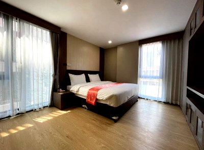 Condos for rent : LTH15252 -🐶🏙️ Modern Pet-Friendly Living in Thonglor | Condo for Rent | 80,000 THB/Month คอนโดทองหล่อ รองรับการเลี้ยงสัตว์ ทำเลพรีเมียม ใจกลางสุขุมวิท ใกล้ BTS