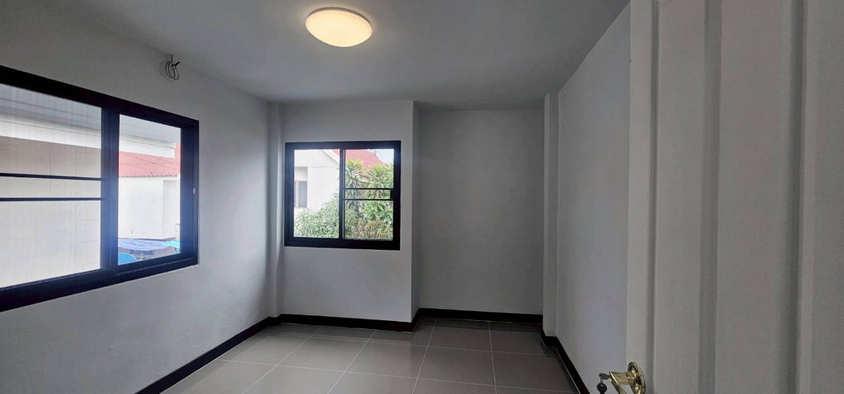 รูป S2972 ขายบ้าน 2 ชั้น บ้านเอื้ออาทร ประชาสำราญ งบล้านต้นๆ ทำเลชุมชน อยู่สบาย - รูปที่ 9/12