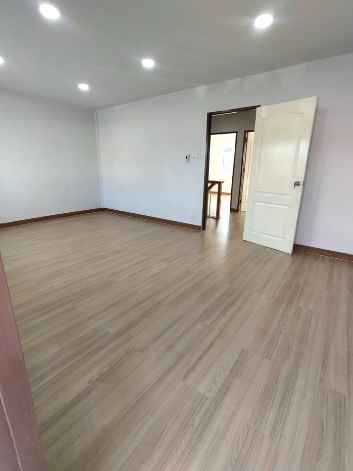 รูป ขายทาวน์เฮ้าส์ 2 ชั้น รีโนเวทใหม่พร้อมอยู่ 31.1 ตรว. 3 ห้องนอน หมู่บ้านชวนชม ซอยสายไหม 48 เขตสายไหม กรุงเทพ - รูปที่ 6/11