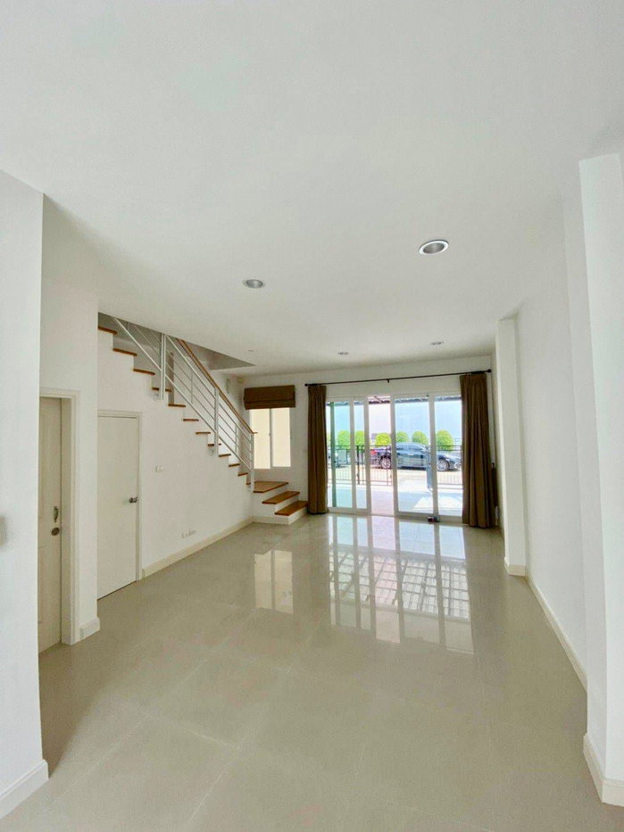 รูป ให้เช่าทาวน์โฮม 3 ชั้น บ้านกลางเมือง S-Sense พระราม 9–ลาดพร้าว พร้อมอยู่ ทำเลติดเลียบด่วน เข้าเมืองสะดวก - รูปที่ 4/10