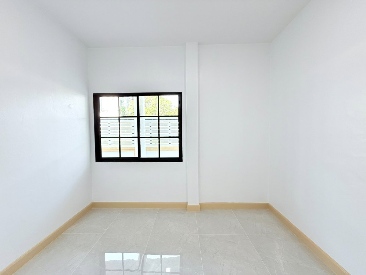 รูป บ้านชั้นเดียว หลังมุมใน มีดาดฟ้าชั้นบน หมู่บ้านนันทวัน5 ซอยเลียบวารี11 คู้ขวา หนองจอก บ้านสวย ทำเลดี พร้อมเฟอร์นิเจอร์ - รูปที่ 27/39