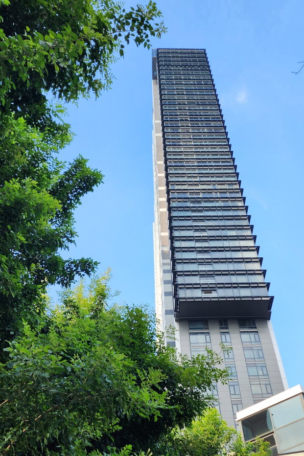 รูป For Sale Circle Living Prototype 135 Sq.M. with the best Bangkok skyline views - รูปที่ 10/47