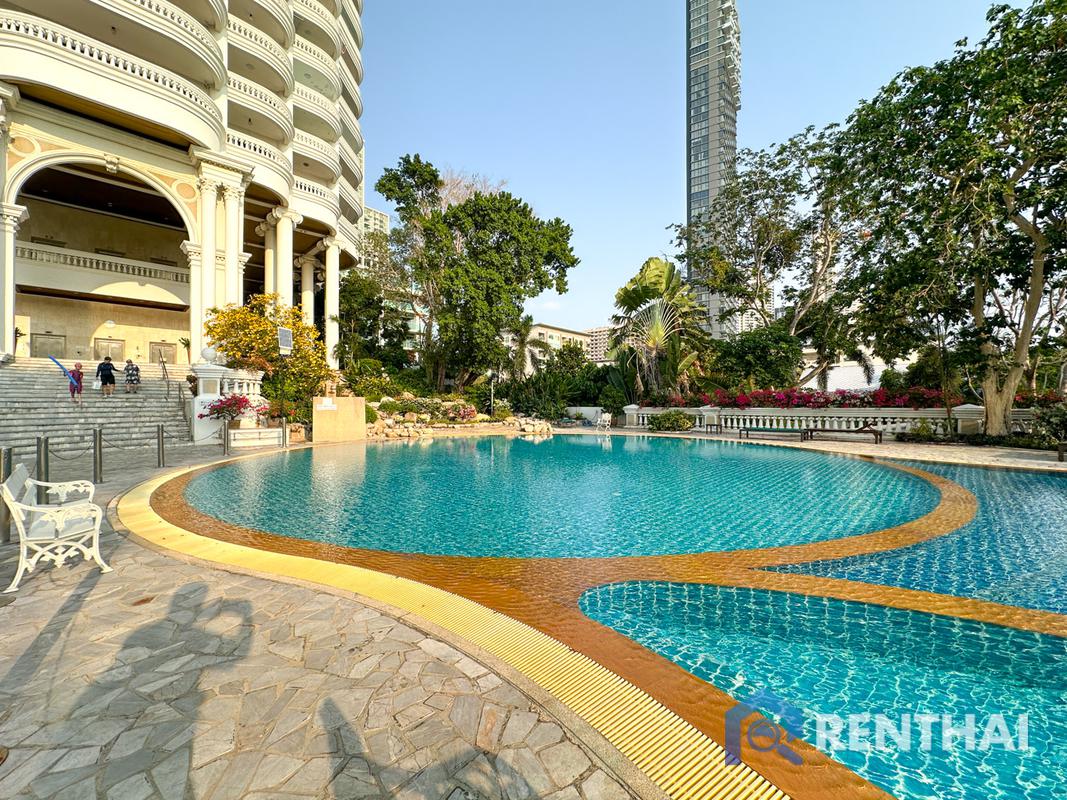 รูป คอนโด 2 ห้องนอนที่มีชื่อเสียงใน Park Beach, Pattaya ในราคา 12.240.000 บาท พร้อมเฟอร์นิเจอร์ครบครัน - รูปที่ 22/25