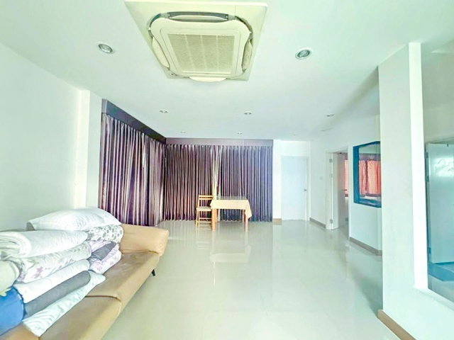 รูป ถูกที่สุด โกลบอลเฮ้าส์ 800 ม. บ้านหัวมุม แม็คโคร ปทุมธานี 900 ม ตรงปก! สามโคก-ปทุมธานี บ้านเดี่ยว 3-4นอน 4แอร์ 3 น้ำ 2 ชั้น 52 ตร.วา. - รูปที่ 2/8