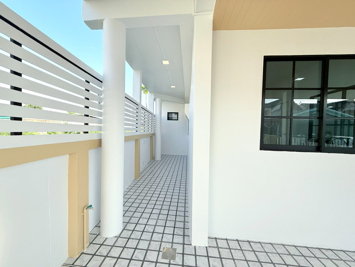 รูป บ้านชั้นเดียว หลังมุมใน มีดาดฟ้าชั้นบน หมู่บ้านนันทวัน5 ซอยเลียบวารี11 คู้ขวา หนองจอก บ้านสวย ทำเลดี พร้อมเฟอร์นิเจอร์ - รูปที่ 6/39