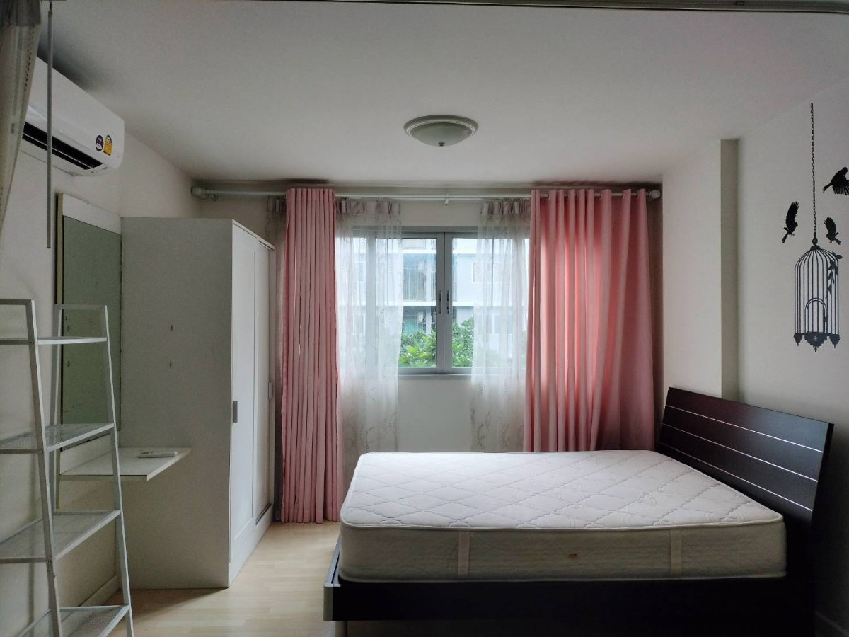 รูป ให้เช่าดีคอนโด รามอินทรา วิวสระ ใกล้MRTมัยลาภ พร้อมเฟอร์นิเจอร์ครบครัน เพียง 7,500/เดือน - รูปที่ 1/9