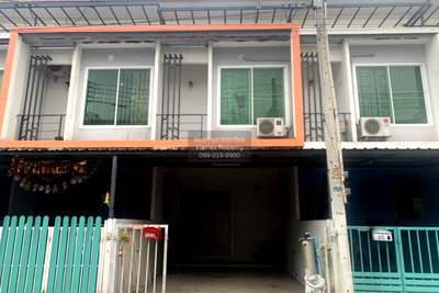 Townhouses for sale Eastern Seaboard Industrial Estate : For Sale Townhouse/Townhome  , Smartland Newstyle Nongkangpla - Pluakdaeng , Bo Win , Si Racha , Chon Buri , CX-107118 ✅ Live chat with us ADD LINE @connexproperty ✅