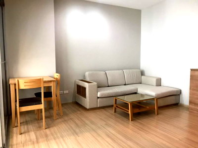 Condos for rent : Rent 14,000 THB Rhythm Ratchada - Huai Khwang , 1 Bedroom 1 Bathroom Size 35 sq.m On 11th floor Near MRT Huai Khwang