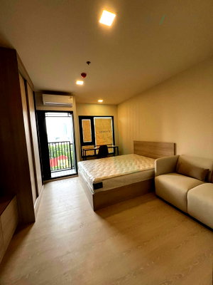 Condos for rent Shrewsbury International School : For Rent Condo FLO BY SANSIRI Building 1, Floor 10,Studio, Room size 24 sqm