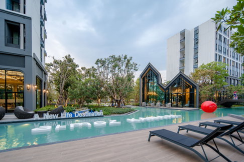 🔥 For rent: Atmoz Kanaal Rangsit, a resort-style condo on the 3rd floor, Building D.