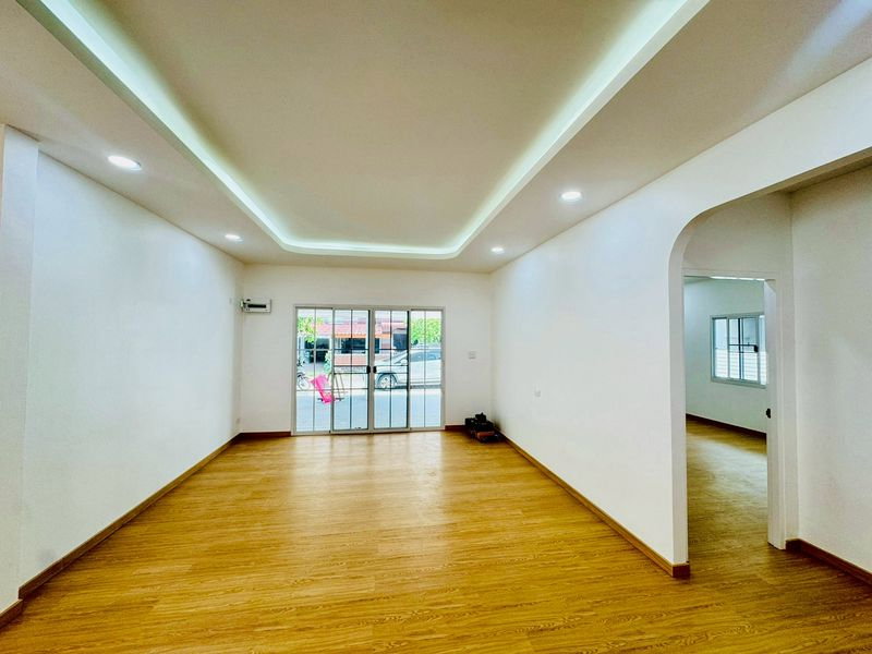 รูป 🏡✨ ขายบ้านธีรพร บ้านเดี่ยวสไตล์มินิมอล สันทรายน้อย  - รูปที่ 5/20