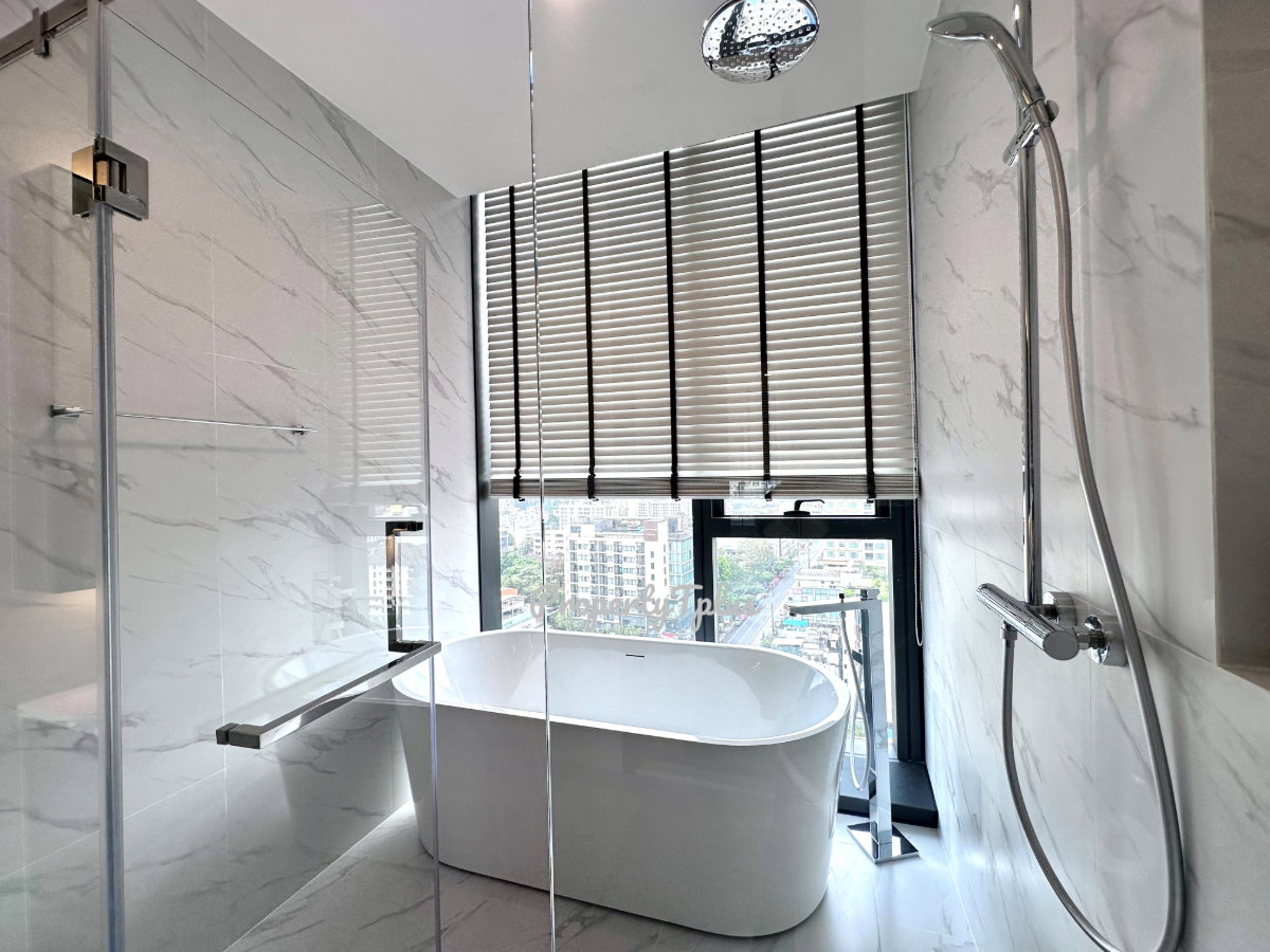 picture Rare 2-Bedroom, 119 SQ.M. in Thonglor - 4/13