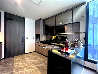 Condos for sale Ekamai International School : Spacious 2-Bedroom 119 SQ.M. Luxury Living in Thonglor