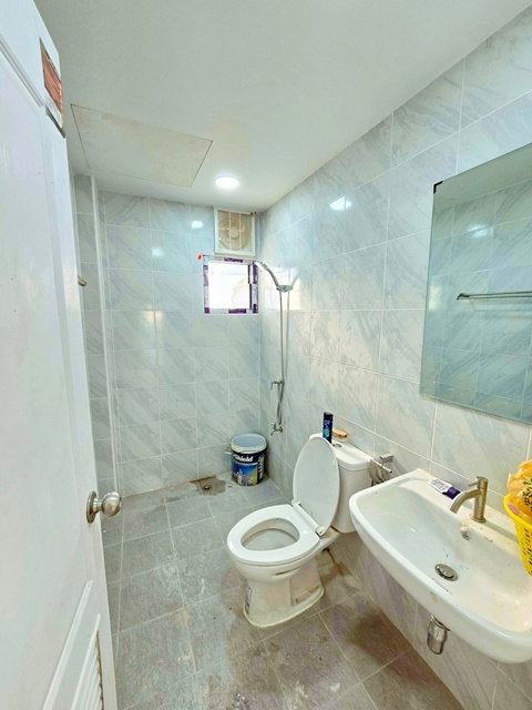 รูป 2 คูหา อาคาร4 ชั้น 100 ตร.ว.645 ตร.ม. ใกล้ MRT เตาปูน 200 ม. โลตัส ประชาชื่น 650 ม. สถานีกลางบางซื่อ 1 กม. 4 นอน 6 น้ำ - รูปที่ 7/8