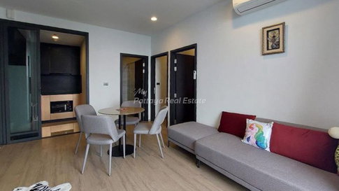 🛏️ 2 ห้องนอน - 🛁 2 ห้องน้ำ - 🏙️ City View - 🌏 ชื่อชาวต่างชาติ - 🏢 Edge Central Pattaya - รหัส: EDGE16