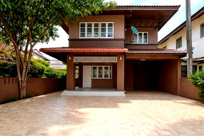 บ้านเดี่ยวให้เช่า : รังสิต-นครนายก58-68 คลอง 2 ดรีมเวิลด์ 1.57กม. บ้านเดี่ยว 2 นอน 3 น้ำ ใกล้รร.โชคชัย รังสิต 800 ม. 2 ชั้น 45 ตร.ว.