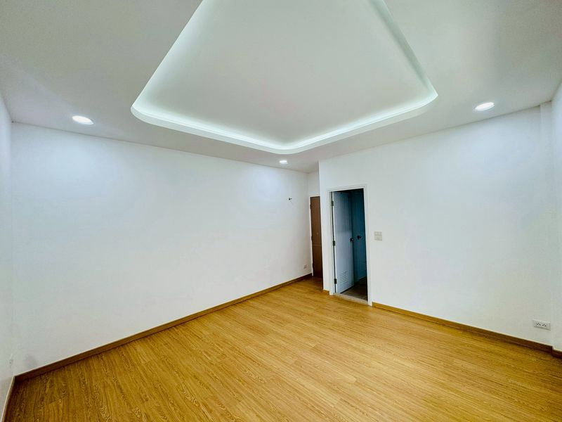 รูป 🏡✨ ขายบ้านธีรพร บ้านเดี่ยวสไตล์มินิมอล สันทรายน้อย  - รูปที่ 10/20