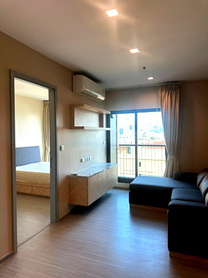 Condos for rent : For rent!🚪 Life Sukhumvit 62 (Renovated)