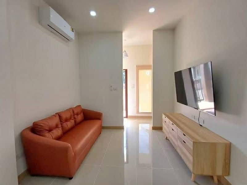 รูป  ให้เช่าบ้านชั้นเดียว บ้านแหวน – หางดง เชียงใหม่ พื้นที่ใช้สอย 89 ตรม.  3 ห้อง 2ห้องน้ำ - รูปที่ 4/9