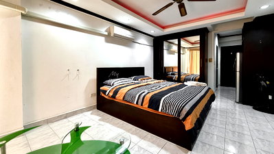 Condos for sale : 🛏️ Studio - 🛁 1 Bath - 🏙️ Sea View - 🌏 FOREIGN name - 🏢 Jomtien Beach Condominium Pattaya - Ref: JBC20