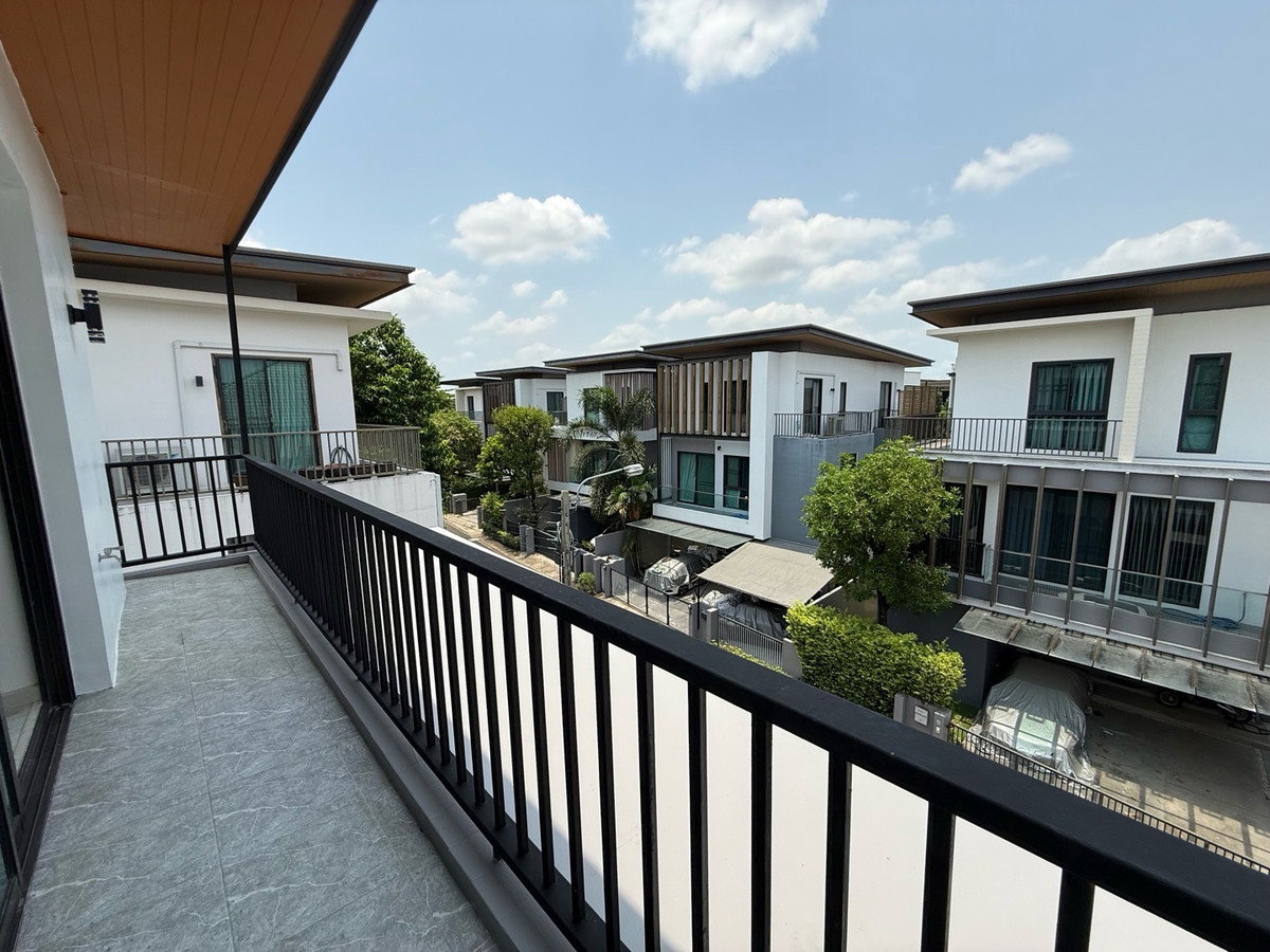 รูป R172 🔥 ขายด่วน! บ้านเดี่ยว 3 ชั้น  AQ ARBOR สวนหลวง ร.9 พัฒนาการ ใกล้ สนามบินสุวรรณภูมิ เพียง 8.99 M พร้อมฟรีค่าโอน! - รูปที่ 17/17