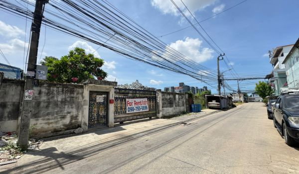 รูป ให้เช่าบ้านเดี่ยว ใกล้สถานีรถไฟฟ้าแบริ่ง กทม. - รูปที่ 5/7