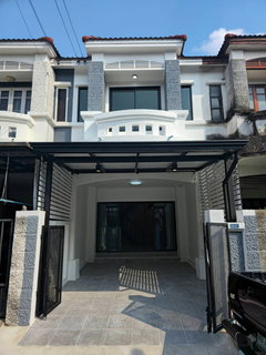 ขาย!!! ทาวน์เฮ้าส์ หมู่บ้านบุศรินทร์ บางบัวทอง 