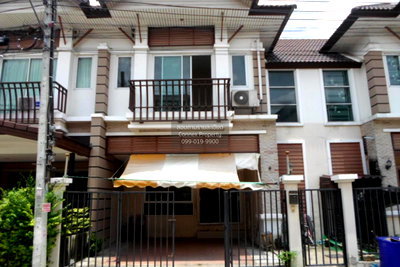 Townhouses for sale Big C Foodplace Sukhaphiban 5 : For Sale Townhouse/Townhome  , The Town Phaholyothin-Phoemsin​ , BTS-Saphan Mai , O Ngoen , Sai Mai , Bangkok , CX-106440 ✅ Live chat with us ADD LINE @connexproperty ✅