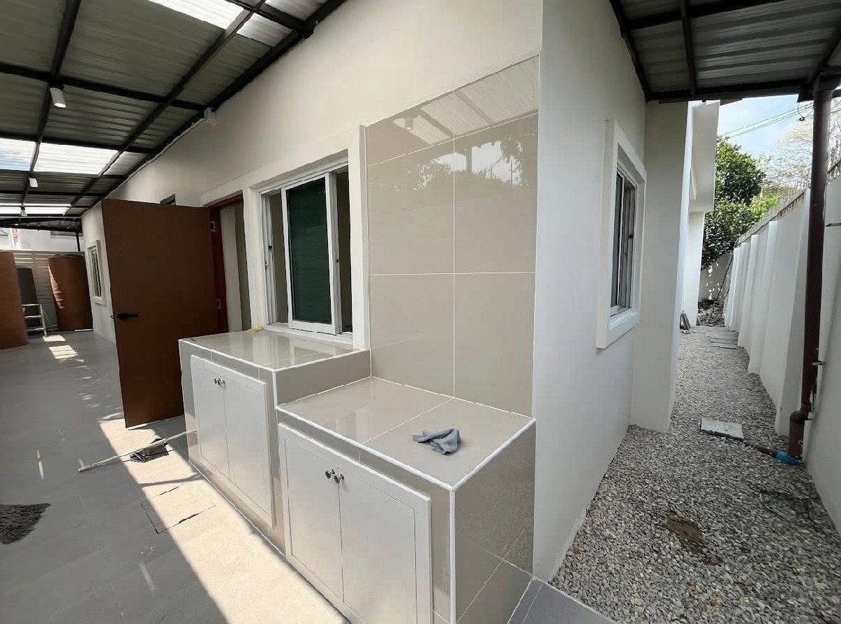 รูป R175 🏡 ขายด่วน บ้านเดี่ยว 2 ชั้น | สุขุมวิท 71 ซอยปรีดีพนมยงค์ 42 บ้านไซส์ใหญ่ ใกล้ทองหล่อ เพียง 28 M เท่านั้น - รูปที่ 5/17