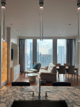 Sunset Over Bangkok – 135 sqm SW-Facing Residence at The Ritz-Carlton MahaNakhon