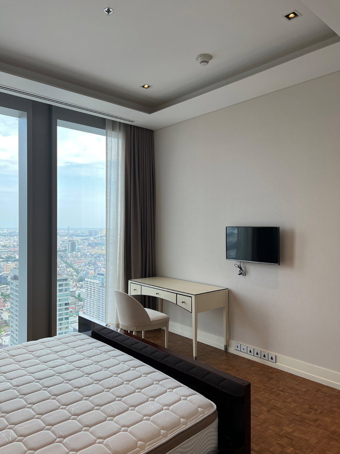 รูป สูงเหนือสาทร – ห้องชุดตกแต่งครบ ชั้น 44 ที่ The Ritz-Carlton Residences MahaNakhon - รูปที่ 3/14