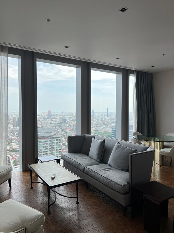รูป สูงเหนือสาทร – ห้องชุดตกแต่งครบ ชั้น 44 ที่ The Ritz-Carlton Residences MahaNakhon - รูปที่ 8/14
