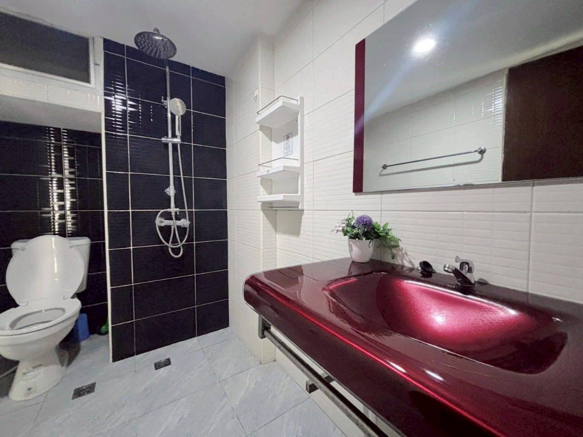 รูป Chomdoi Condo near Nimmanhaemin road, Maya and Chiang  Mai university - รูปที่ 3/10