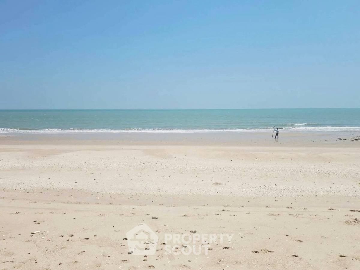 รูป ที่ดินสำหรับปล่อยขาย 3,864 ตารางเมตร แถว ใน แหลมผักเบี้ย (ID 2843297) - รูปที่ 1/3