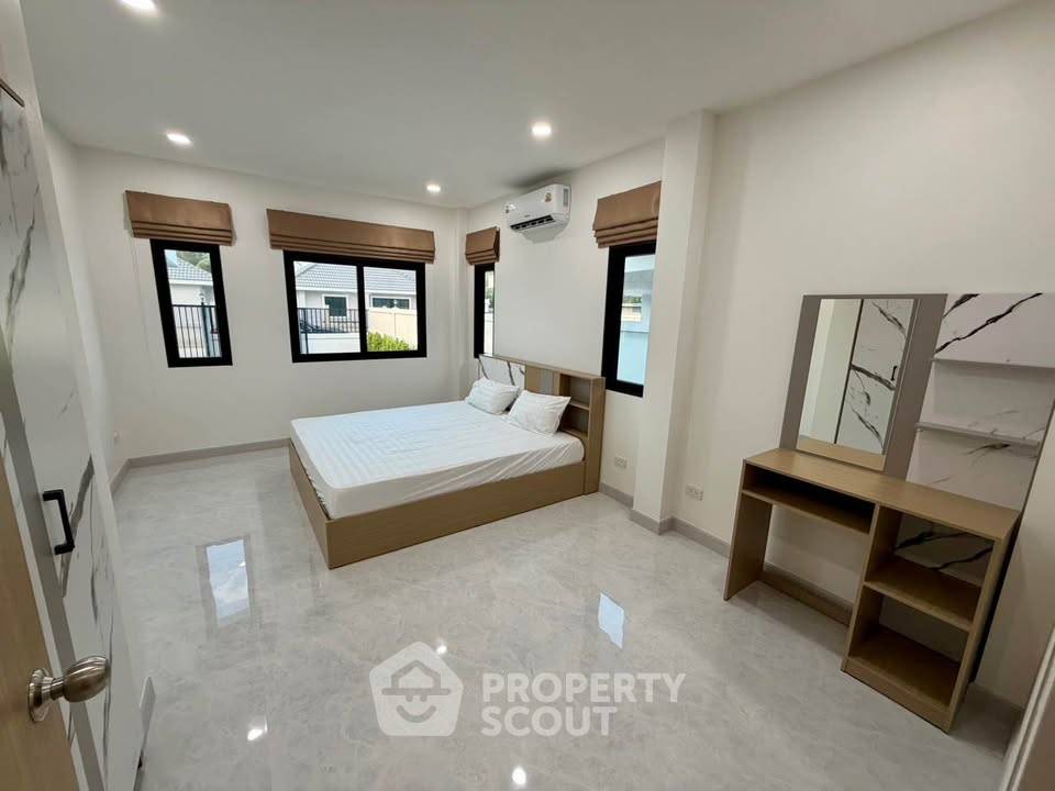 รูป วิลล่า 3-ห้องนอน ใกล้ บ้านศิลปินหัวหิน (ID 2842973) - รูปที่ 13/13