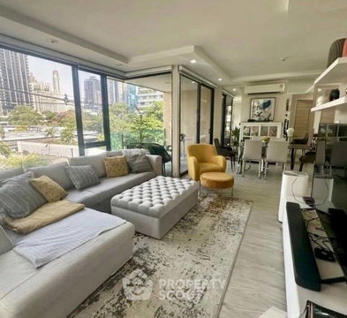 2-BR Condo at O2 Hip Condominium near BTS Phloen Chit (ID 2836792)