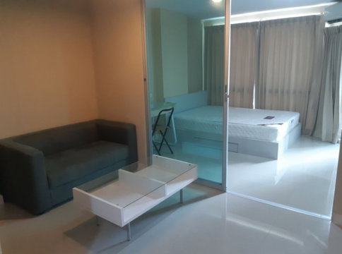 R2988 ให้เช่าคอนโดใกล้ ABAC บางนา Swift Condo  (ว่างค่ะ) 