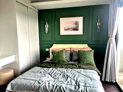 Condos for rent Chiang Mai University : 2-BR Condo at Thaweephol Tower in Chang Phueak (ID 2839467)