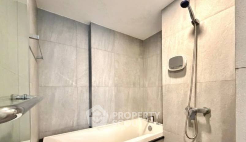 รูป คอนโด 2-ห้องนอน ที่ สเตเซีย เรสซิเดนซ์ ศรีราชา ใน สุรศักดิ์ (ID 2827799) - รูปที่ 3/4