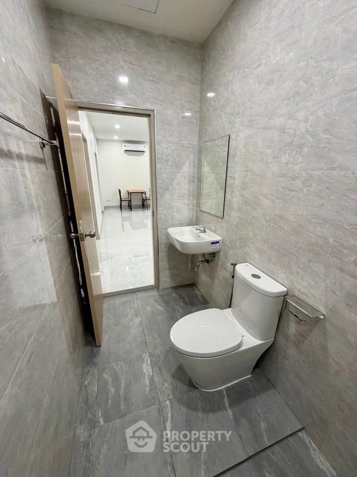 รูป วิลล่า 3-ห้องนอน ใกล้ บ้านศิลปินหัวหิน (ID 2842973) - รูปที่ 12/13
