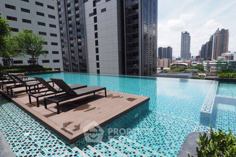 รูป คอนโด 1-ห้องนอน ที่ ลุมพินี สวีท เพชรบุรี - มักกะสัน ใกล้ ARL มักกะสัน (ID 7032) - รูปที่ 4/8